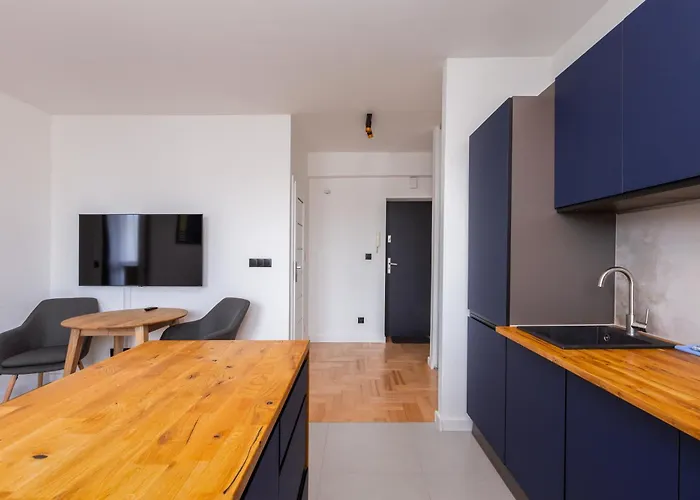 Deep Blue By Bookinghost * Gdyně